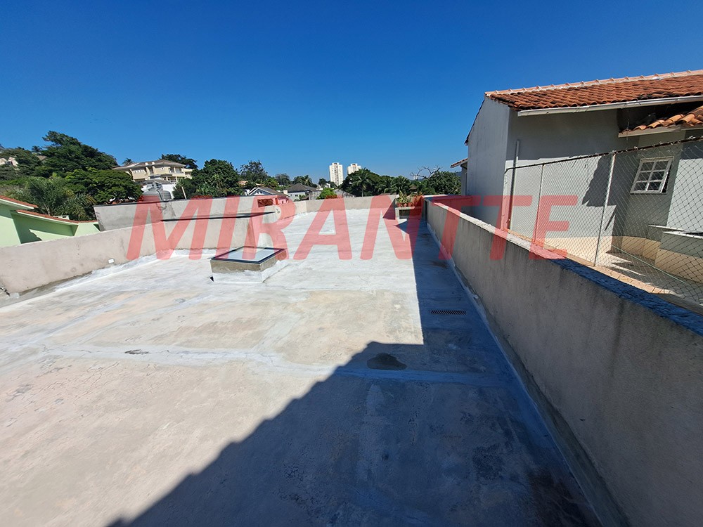 Sobrado de 219m² com 4 quartos em Tremembe