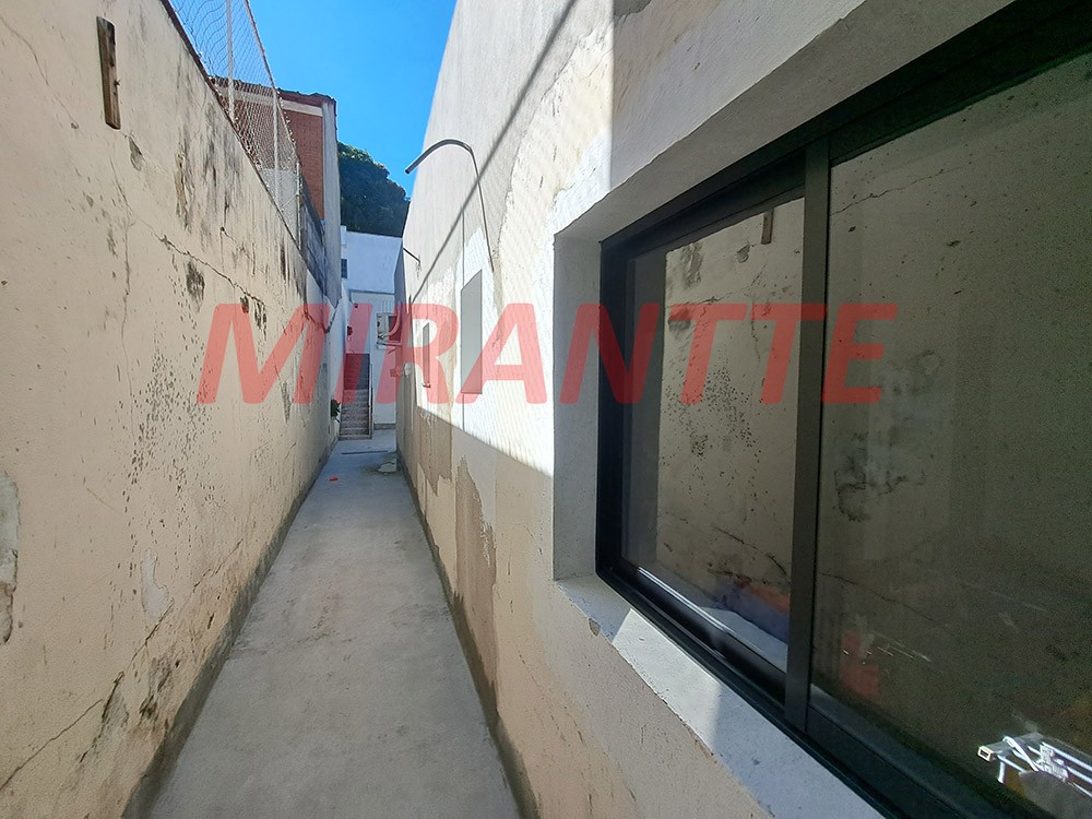 Sobrado de 219m² com 4 quartos em Tremembe