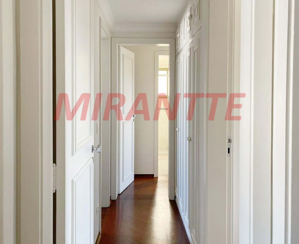Apartamento de 182m² com 4 quartos em Morumbi