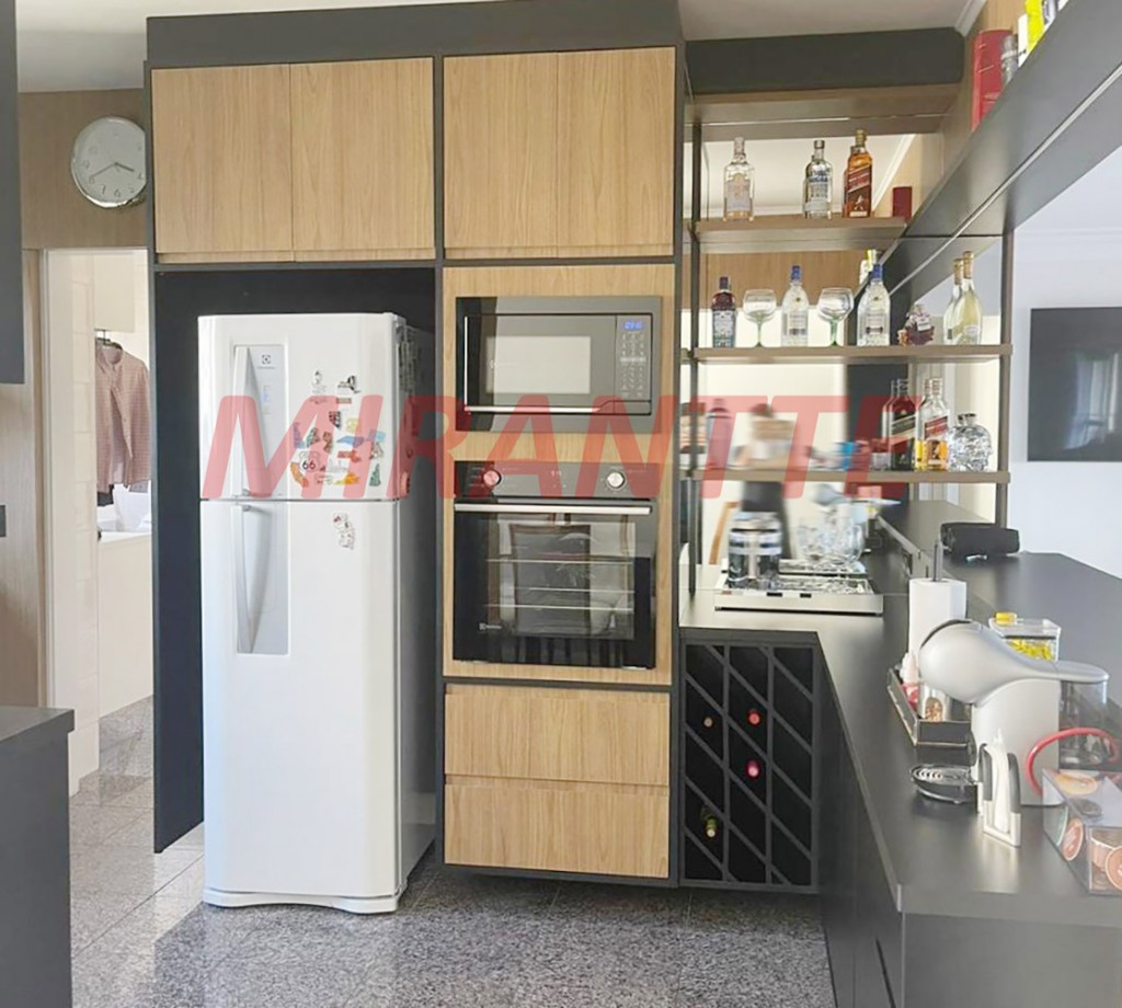 Apartamento de 182m² com 4 quartos em Morumbi