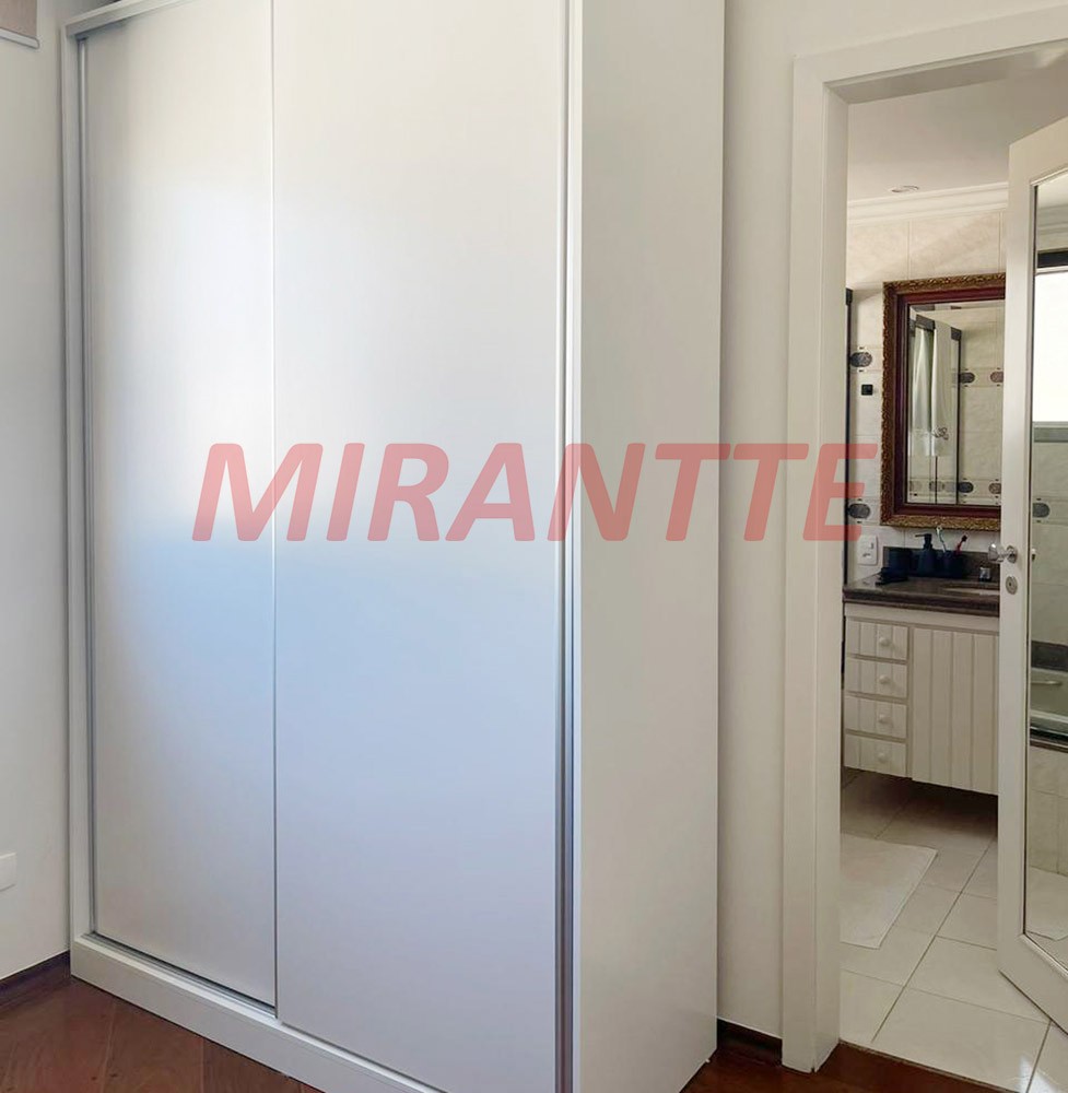 Apartamento de 182m² com 4 quartos em Morumbi