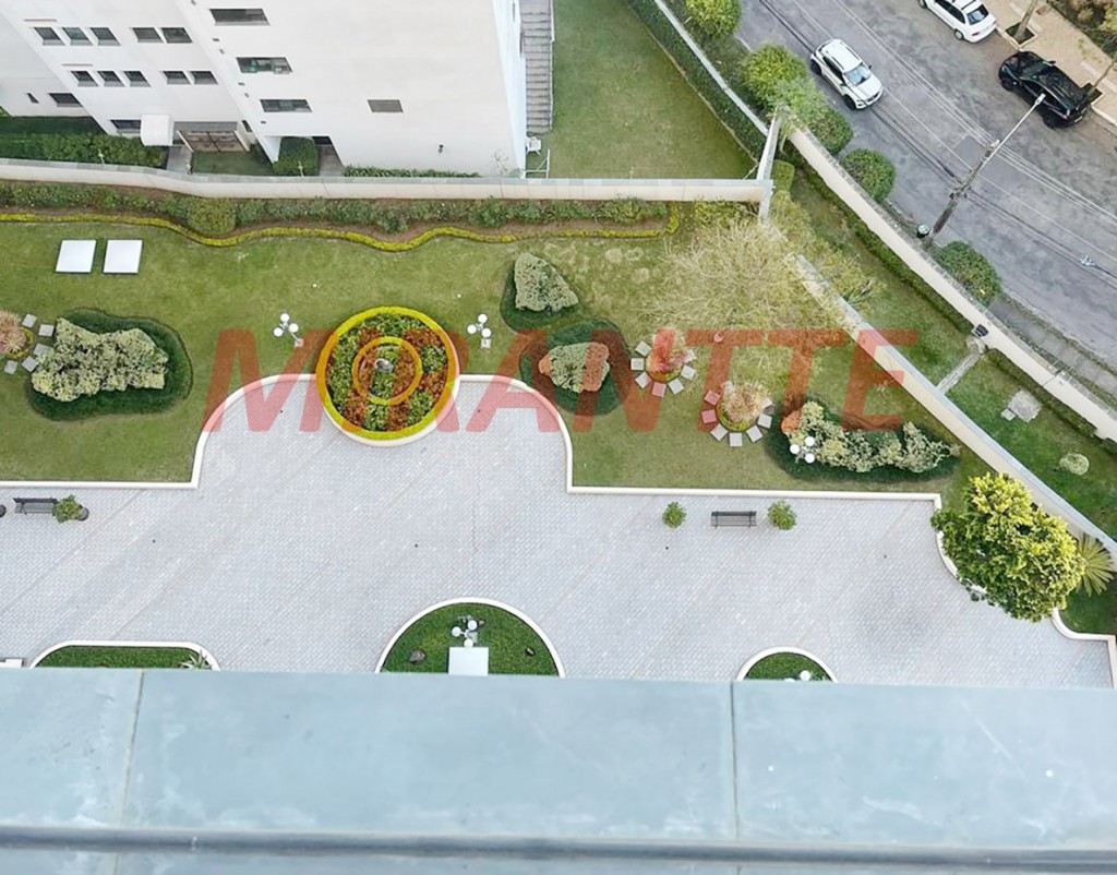 Apartamento de 182m² com 4 quartos em Morumbi