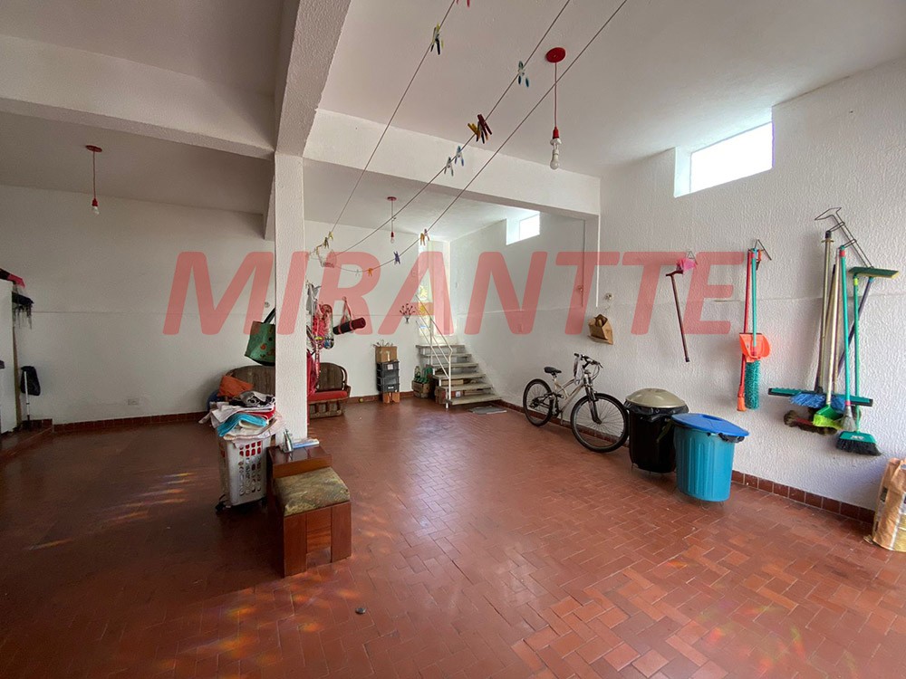 Sobrado de 250m² com 4 quartos em Vila Maria Alta