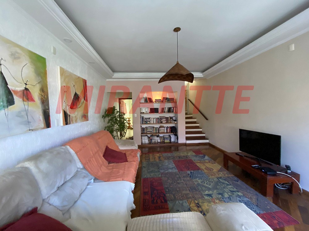 Sobrado de 250m² com 4 quartos em Vila Maria Alta