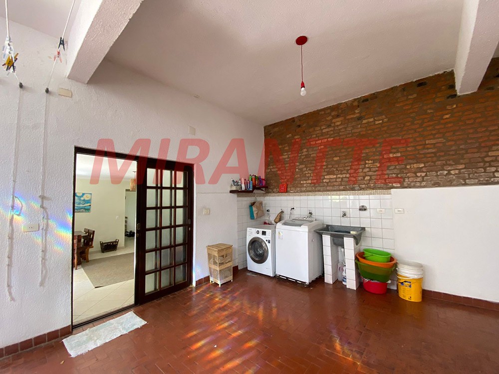 Sobrado de 250m² com 4 quartos em Vila Maria Alta