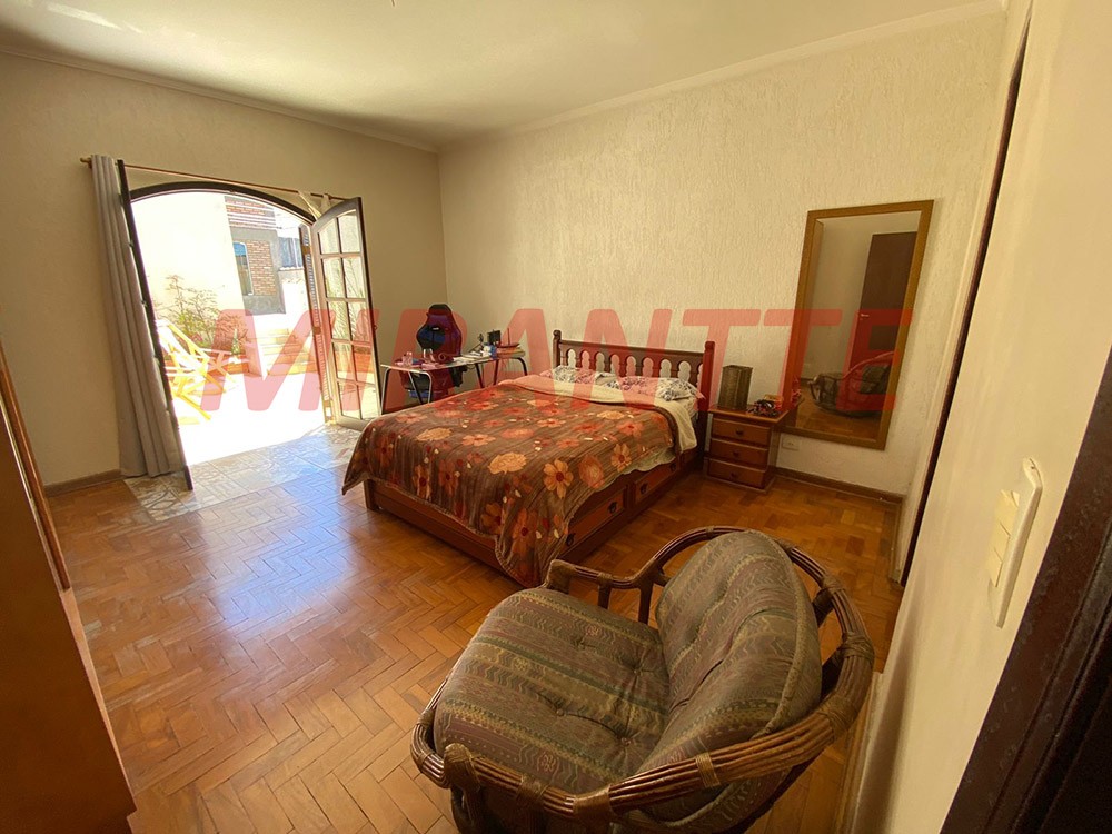 Sobrado de 250m² com 4 quartos em Vila Maria Alta