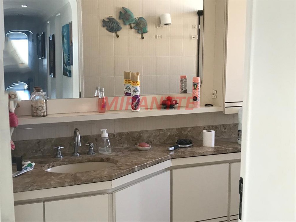 Apartamento com 3 quartos em Pitangueiras