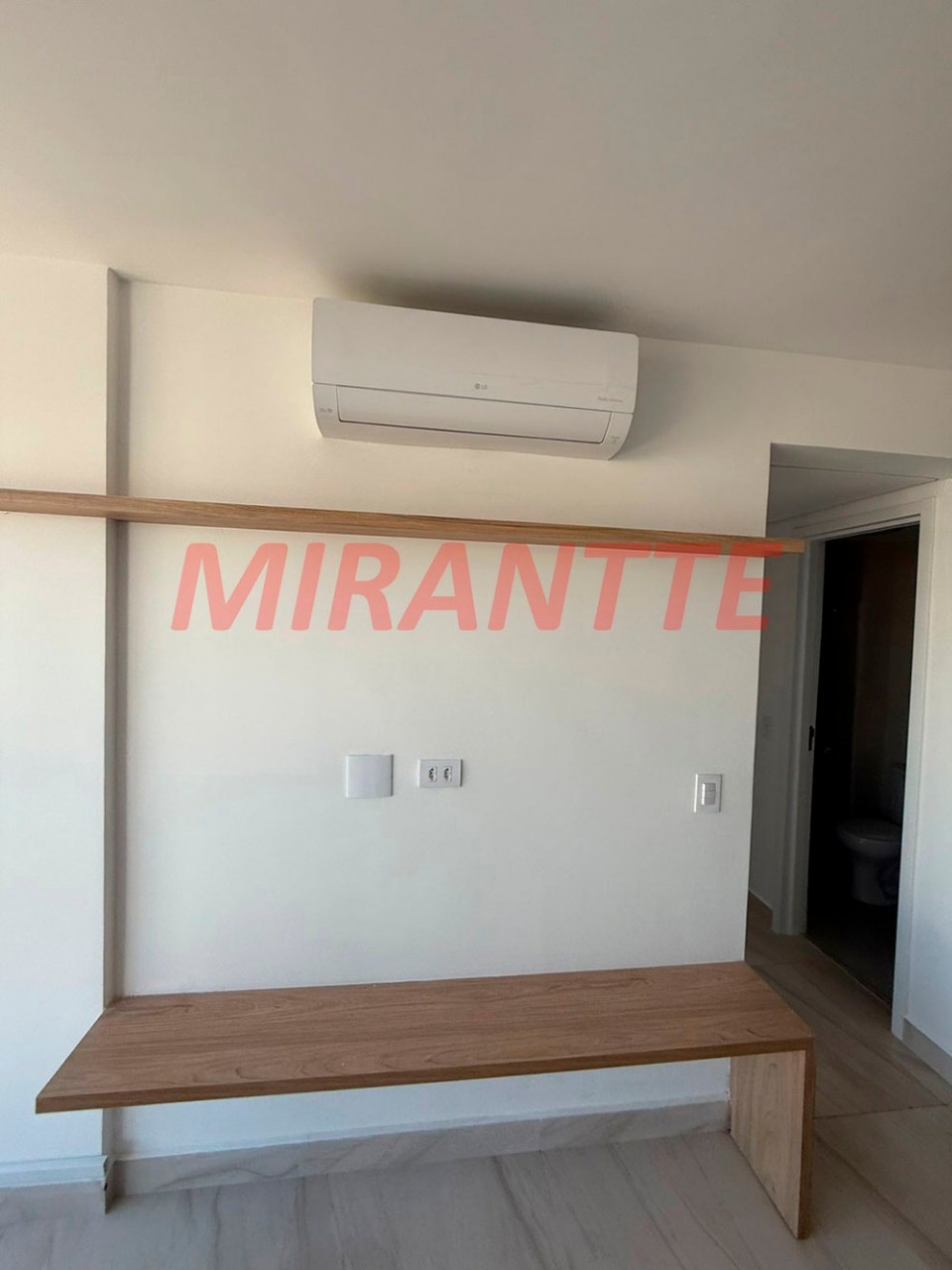 Apartamento de 45m² com 2 quartos em Santana