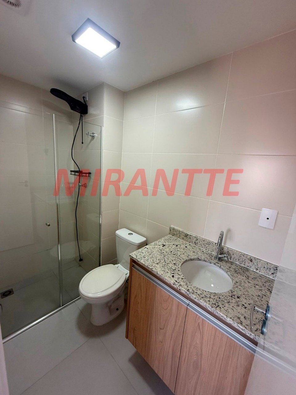 Apartamento de 45m² com 2 quartos em Santana