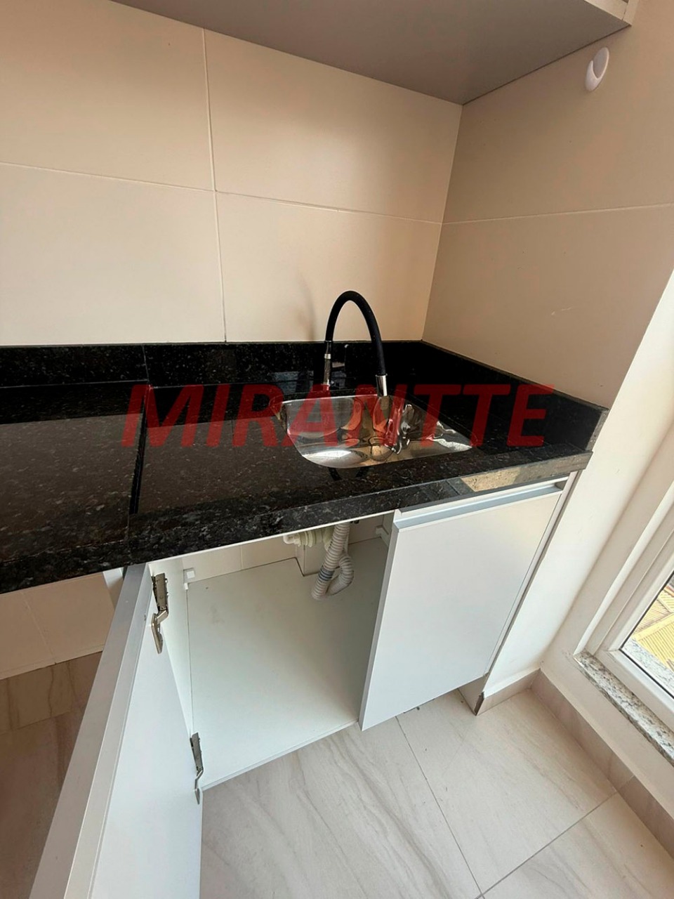 Apartamento de 45m² com 2 quartos em Santana