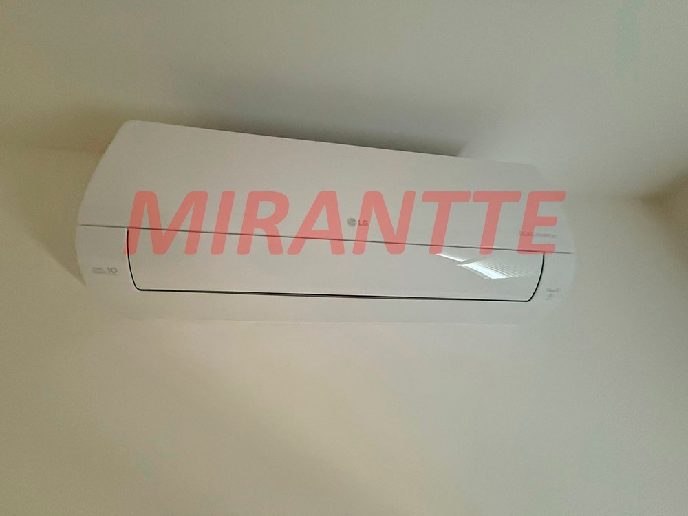 Apartamento de 45m² com 2 quartos em Santana