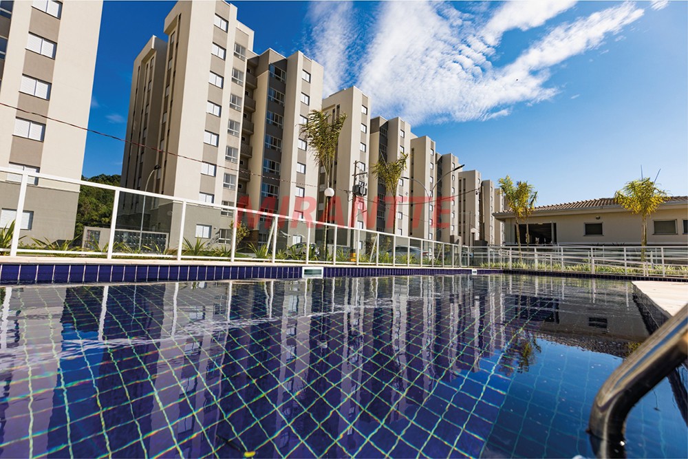 Apartamento com 2 quartos em PONTE NOVA
