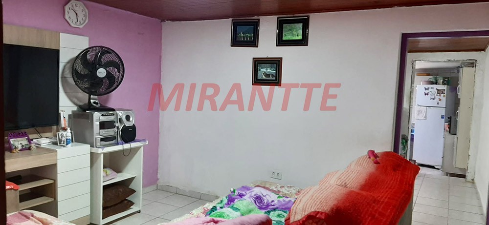 Sobrado de 70m² com 3 quartos em Vila Mazzei