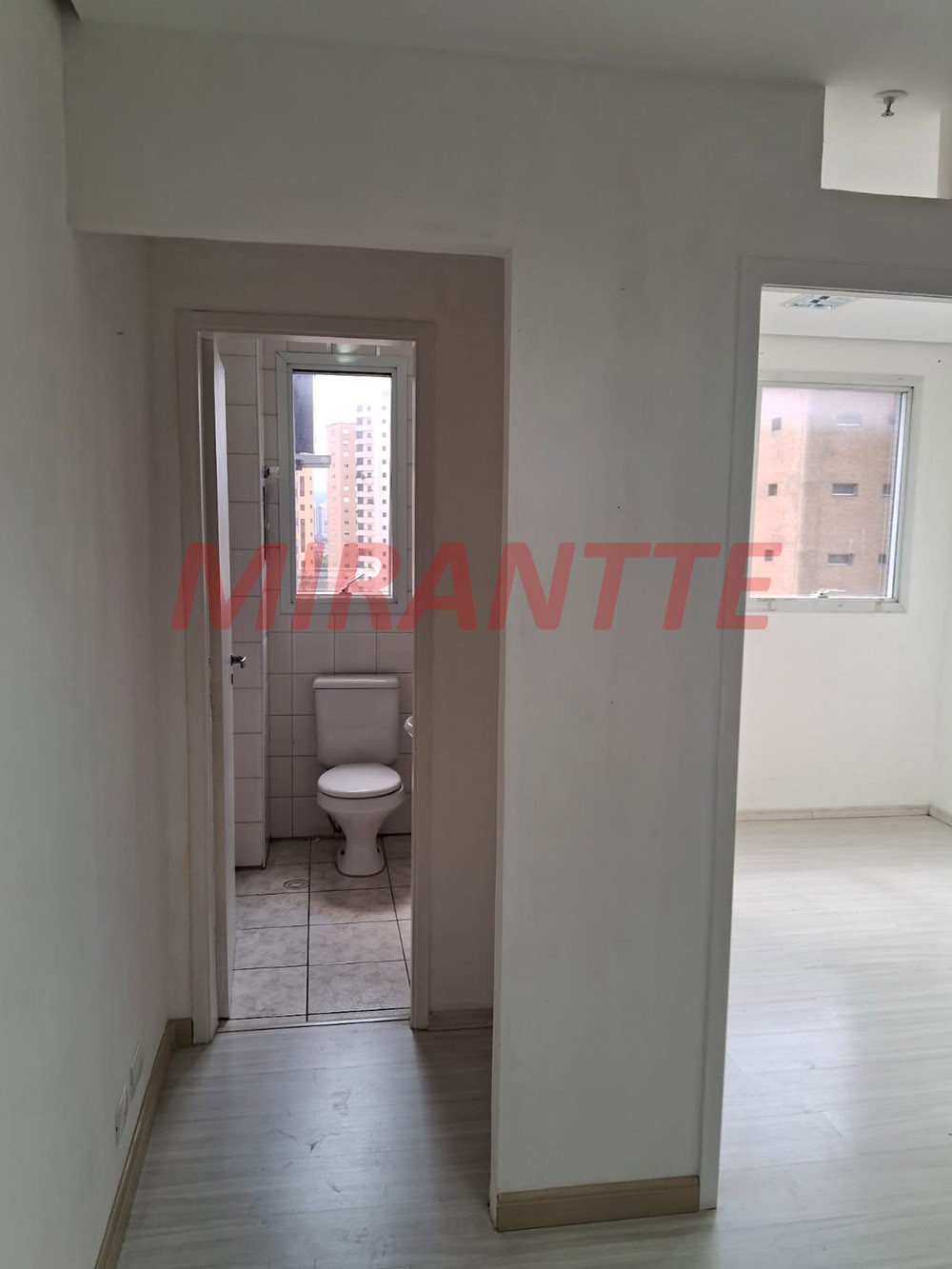 Conjunto comercial de 40m² em Água Fria