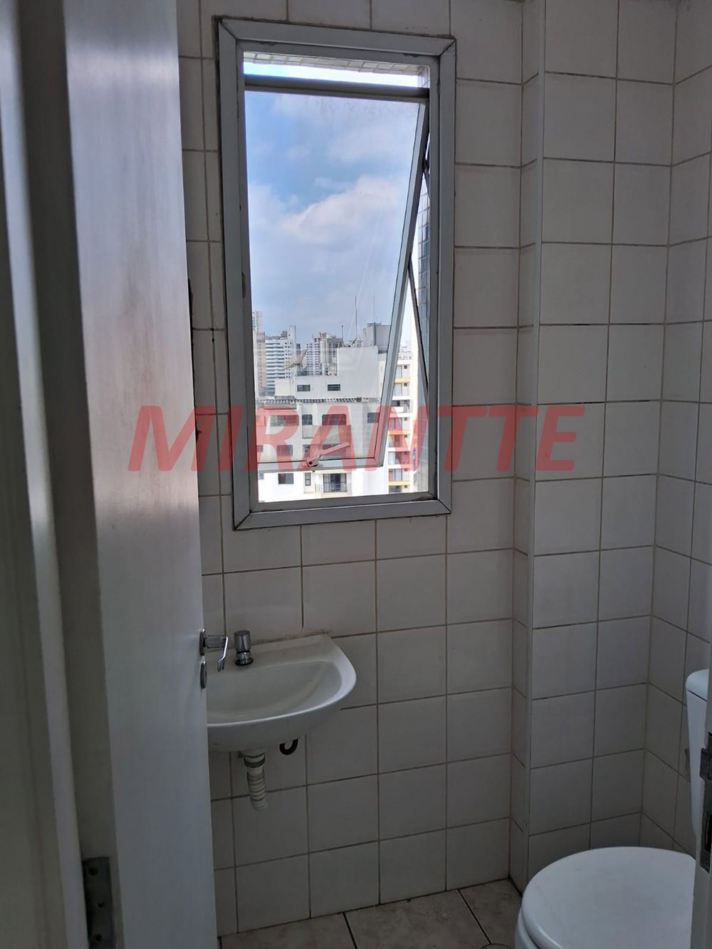 Conjunto comercial de 40m² em Água Fria