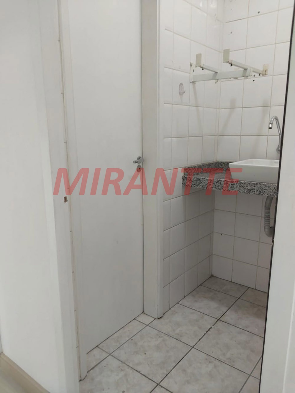 Conjunto comercial de 40m² em Água Fria