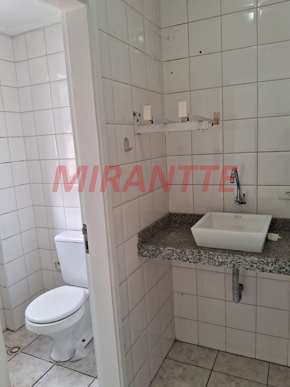 Conjunto comercial de 40m² em Água Fria