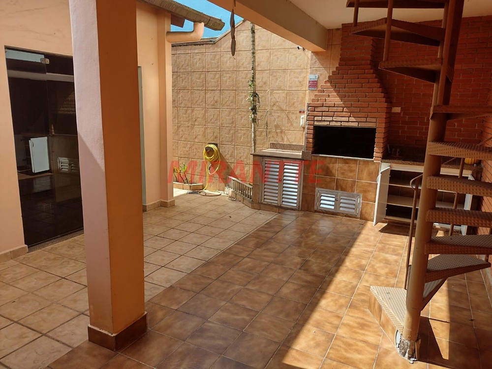 Sobrado de 280m² com 3 quartos em Jardim Entre Serras