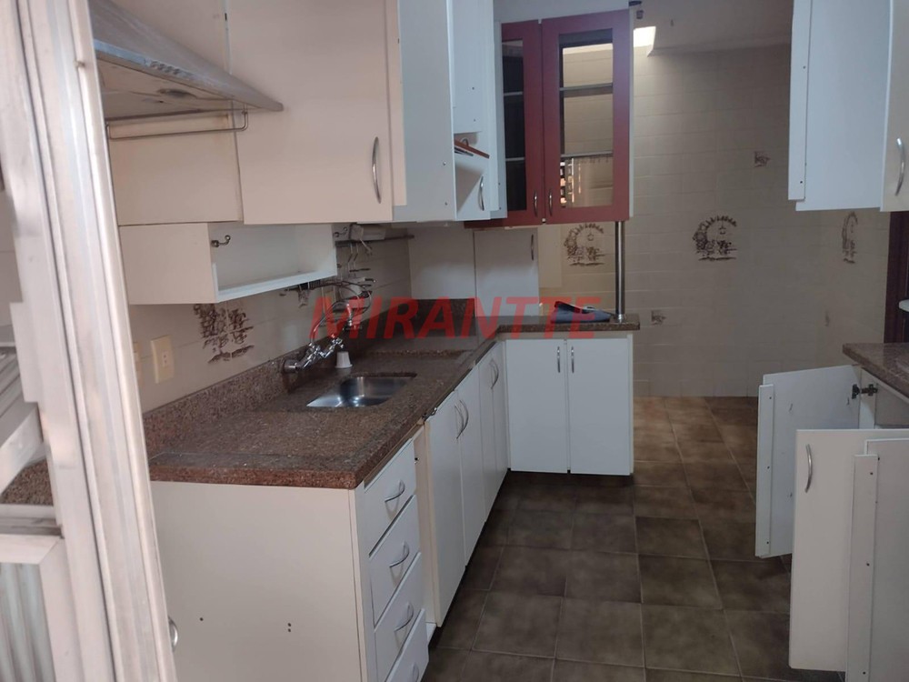 Sobrado de 280m² com 3 quartos em Jardim Entre Serras