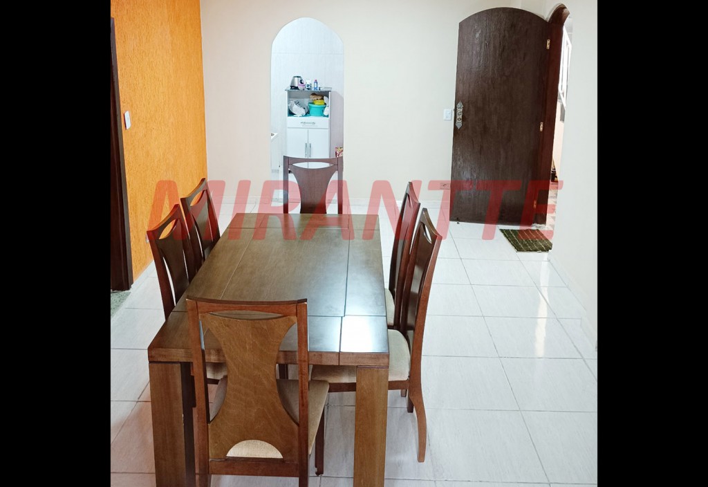 Sobrado de 242m² com 5 quartos em Jardim D’Abril