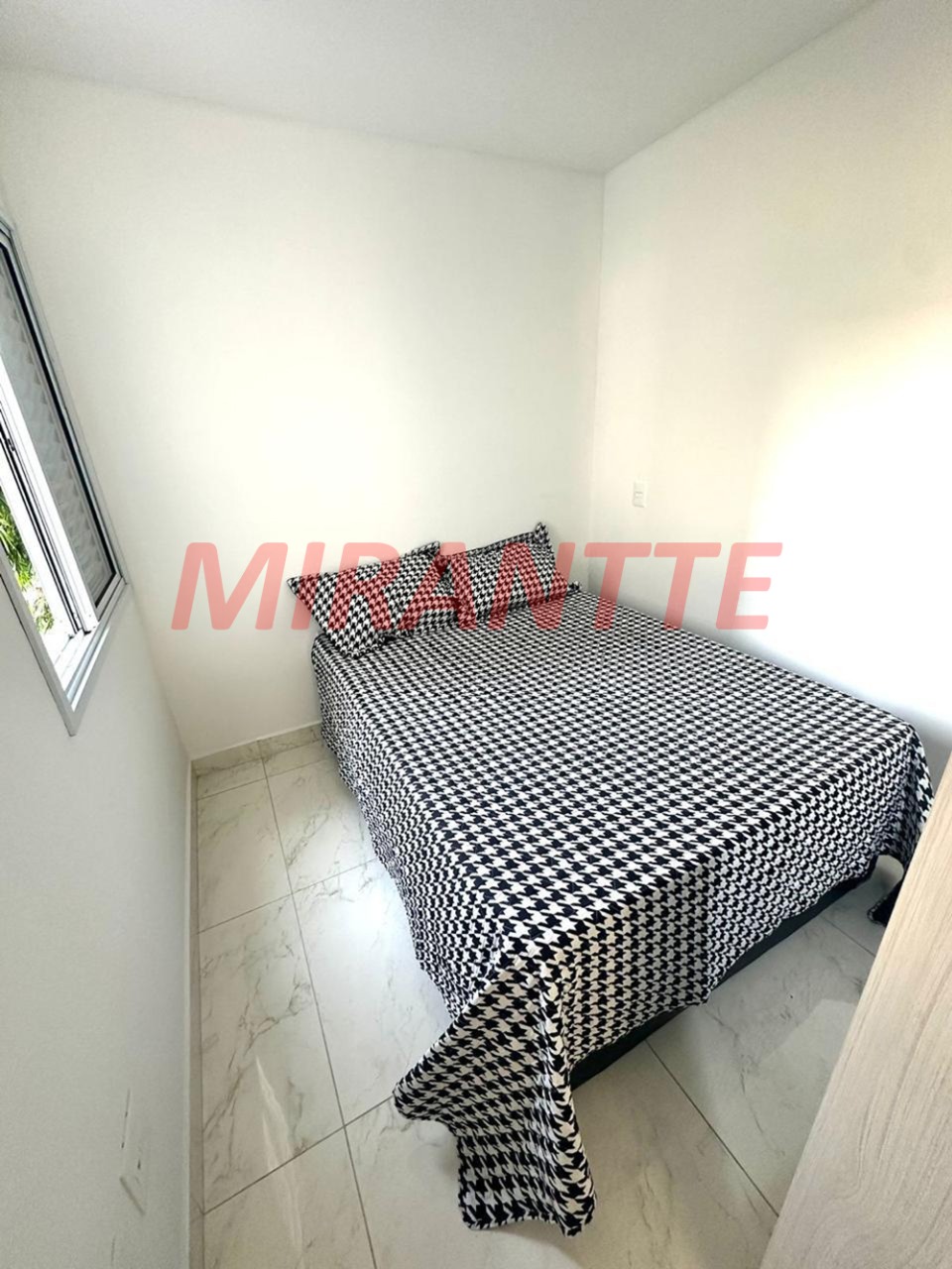 Apartamento de 40m² com 2 quartos em Vila Isolina Mazzei