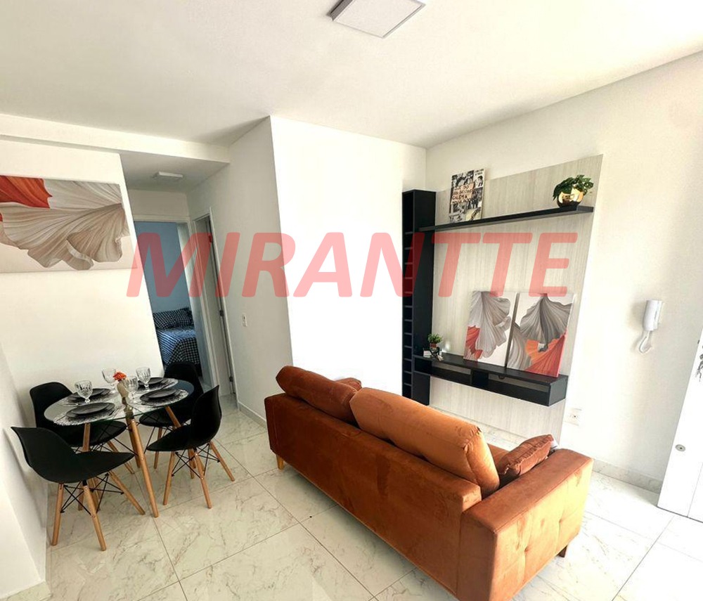 Apartamento de 40m² com 2 quartos em Vila Isolina Mazzei