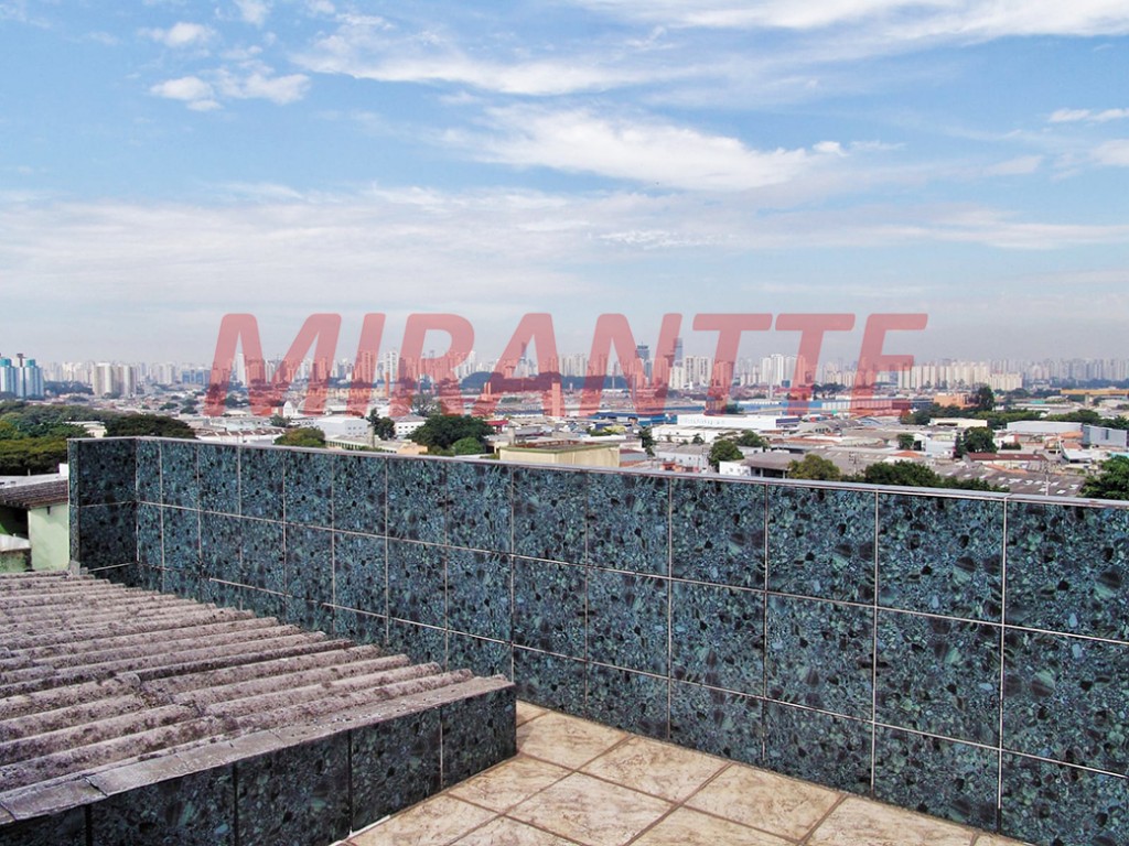 Sobrado de 188m² com 3 quartos em Jardim Japão