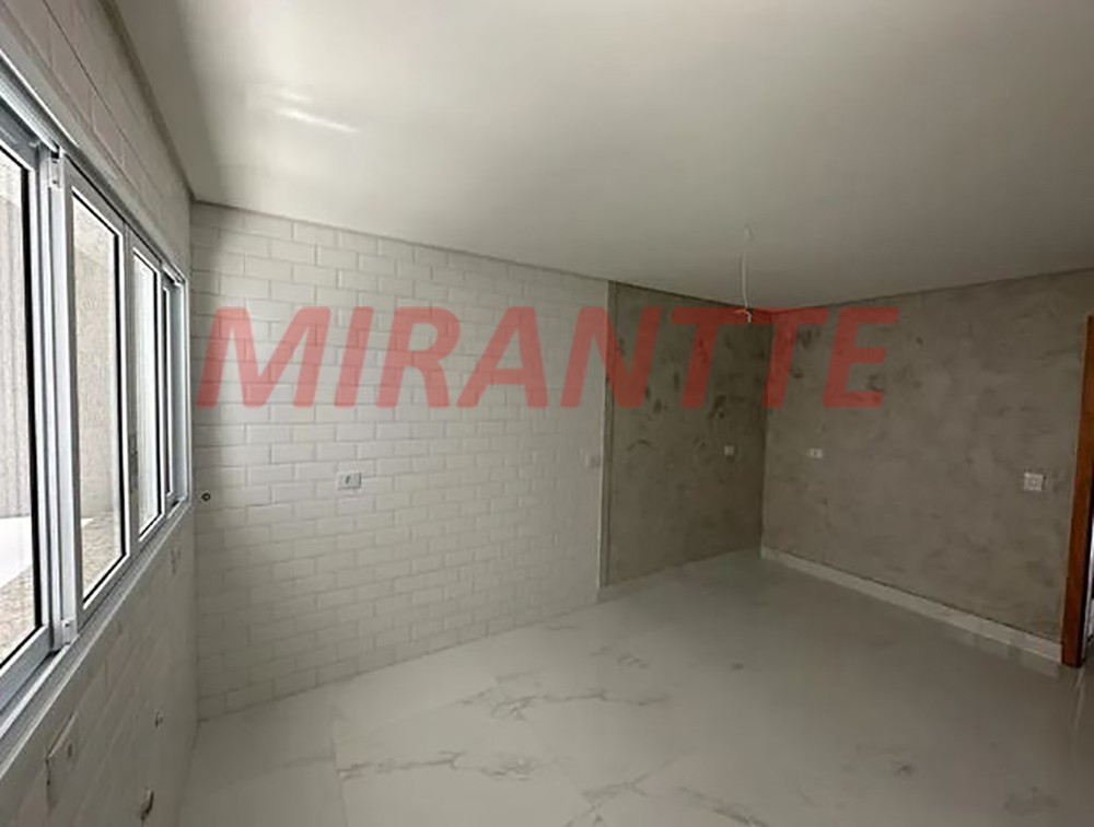 Sobrado de 145m² com 3 quartos em Parque Sao Domingos