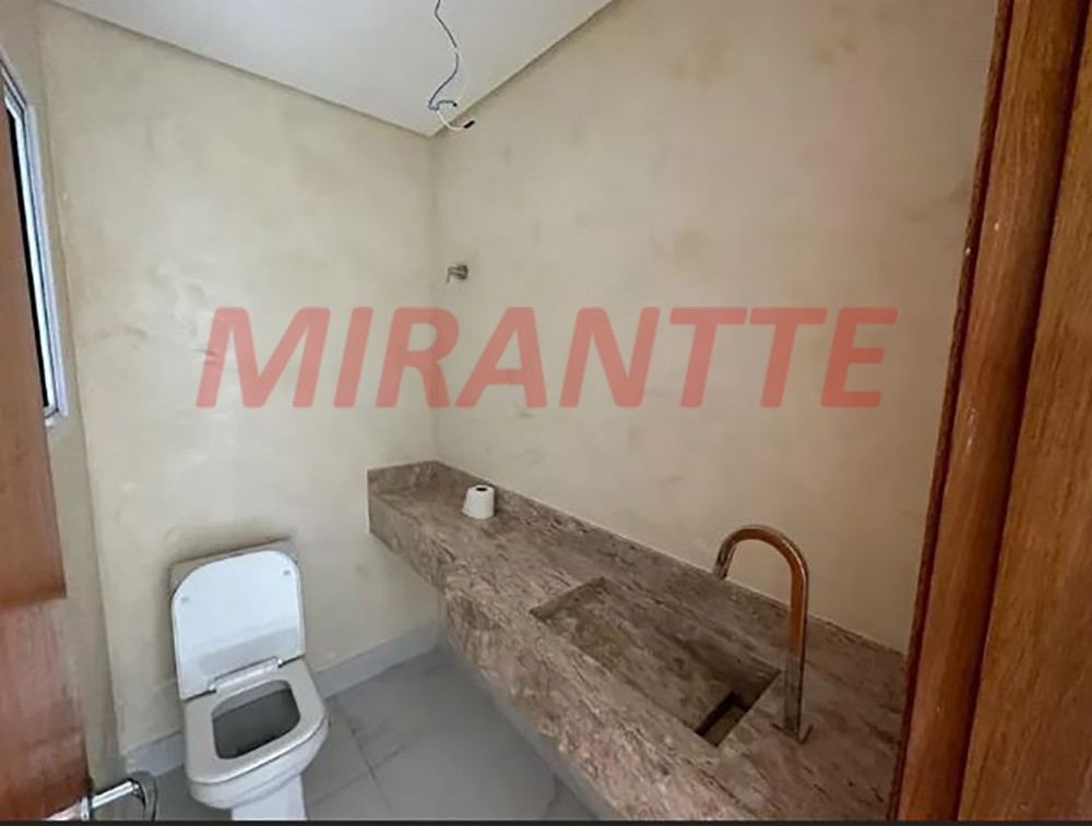 Sobrado de 145m² com 3 quartos em Parque Sao Domingos