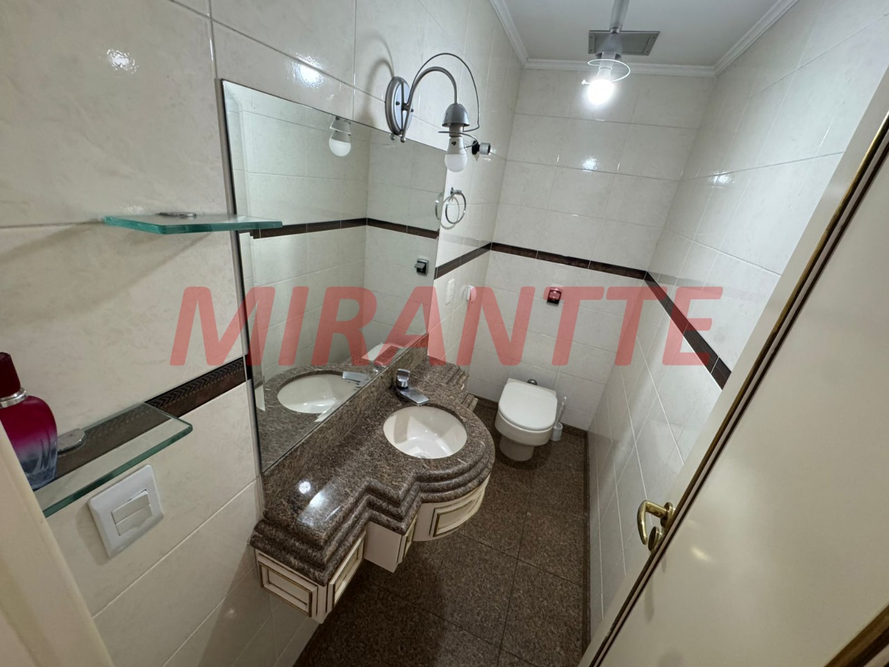 Apartamento com 3 quartos em Santana