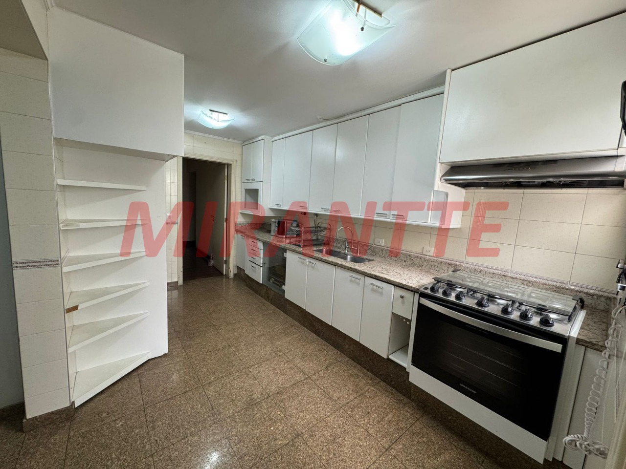 Apartamento com 3 quartos em Santana