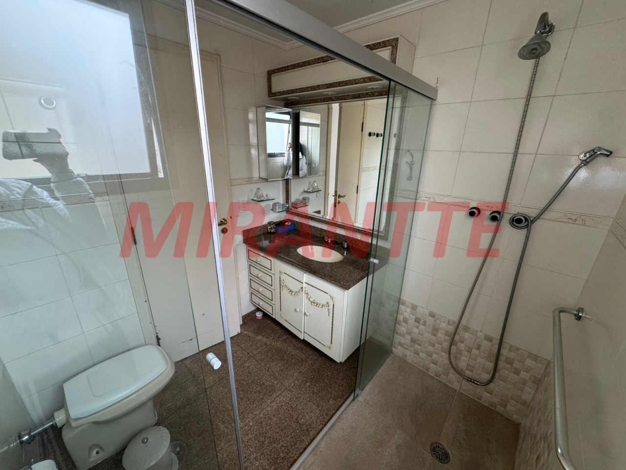 Apartamento com 3 quartos em Santana
