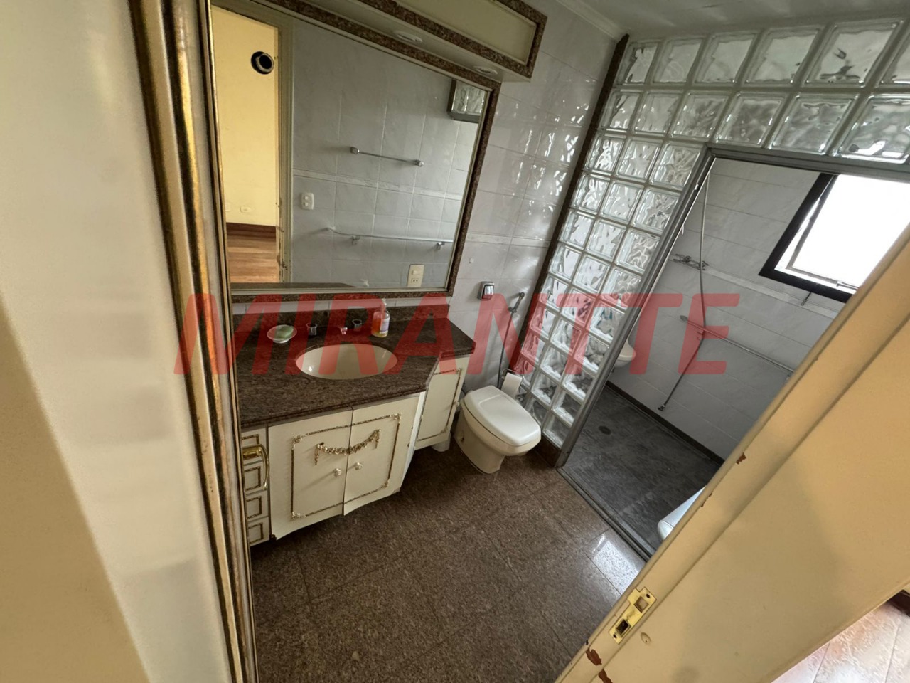 Apartamento com 3 quartos em Santana