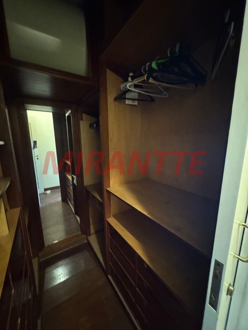 Apartamento com 3 quartos em Santana