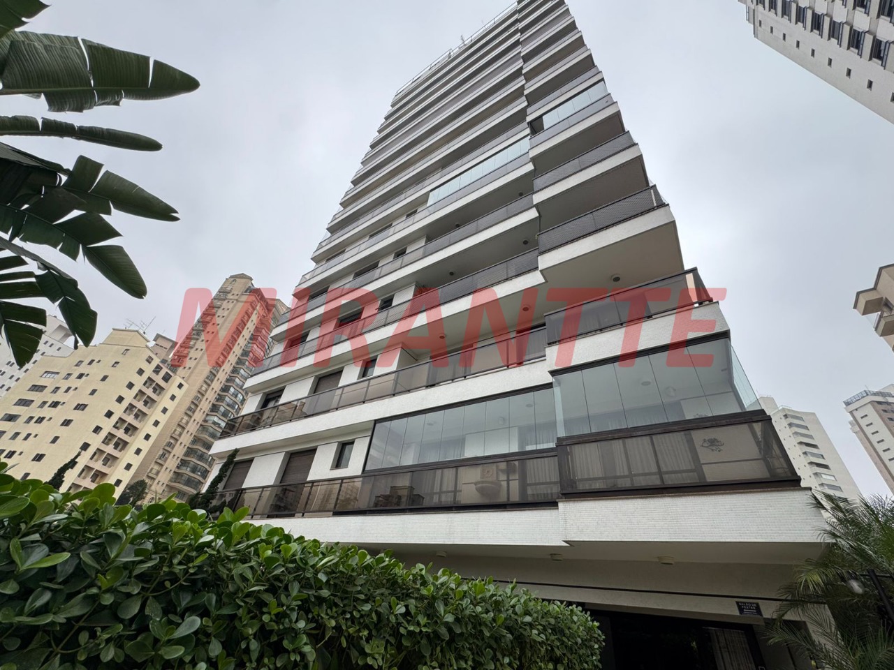 Apartamento com 3 quartos em Santana