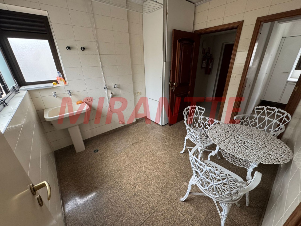 Apartamento com 3 quartos em Santana
