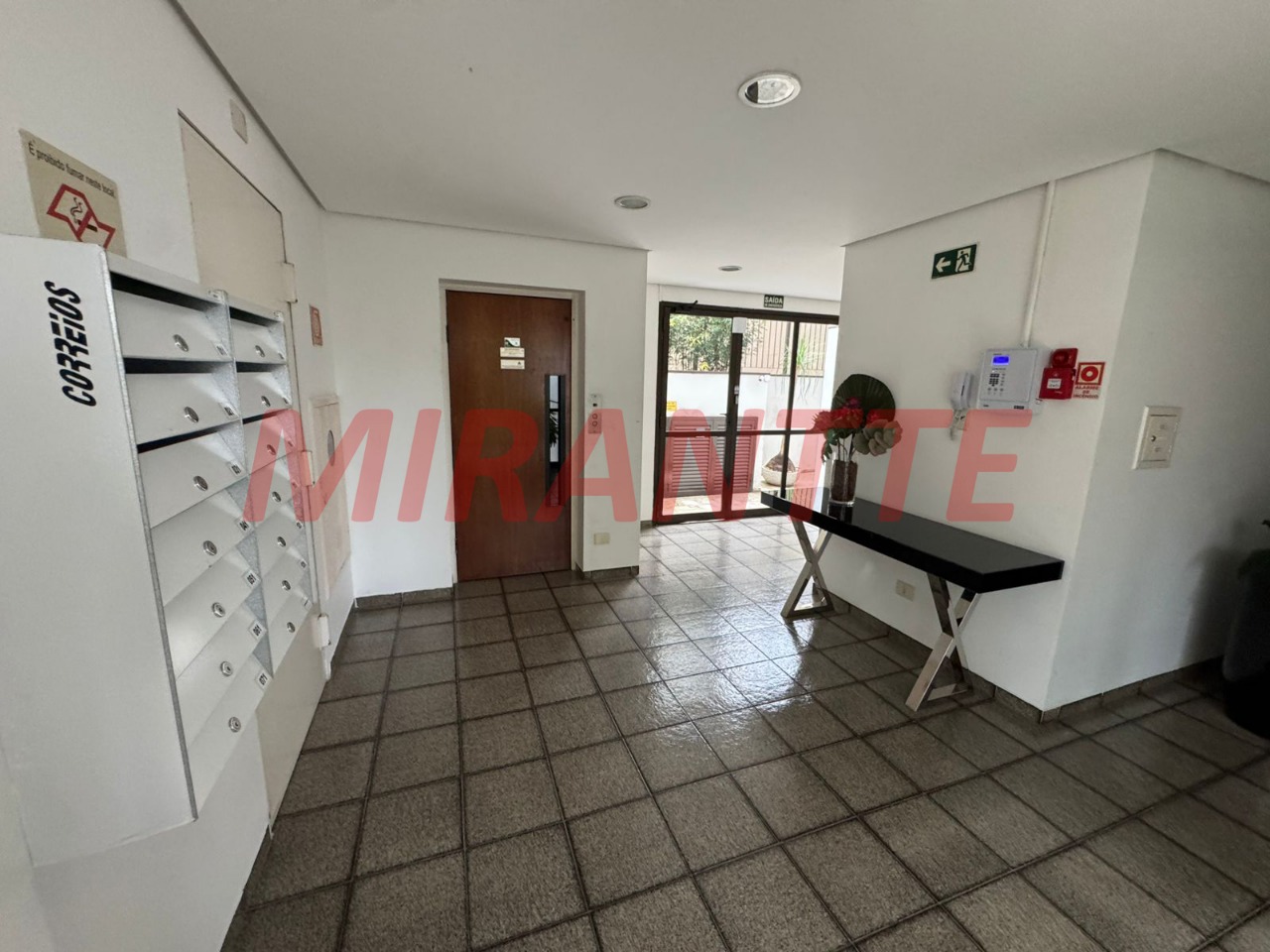 Apartamento com 3 quartos em Santana
