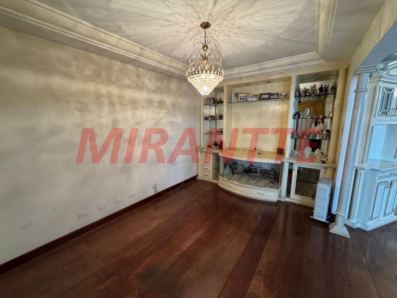 Apartamento com 3 quartos em Santana