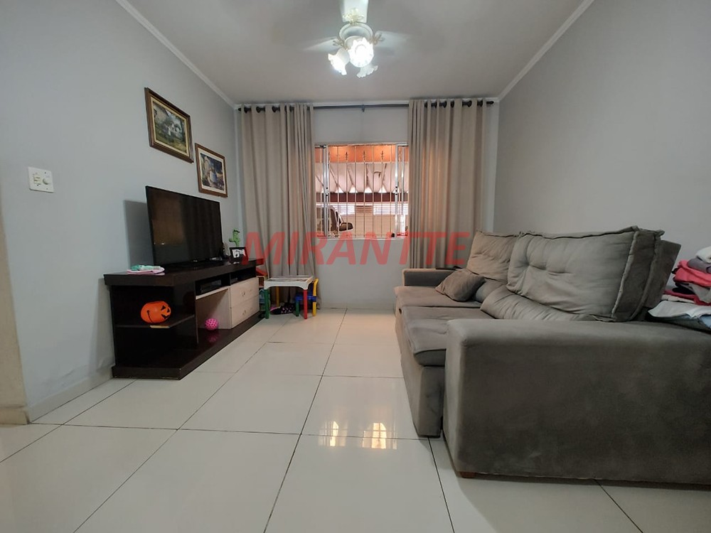 Sobrado de 102m² com 3 quartos em Vila Rica