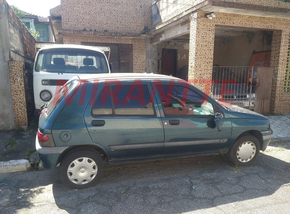 Casa terrea de 200m² com 2 quartos em Vila Mazzei