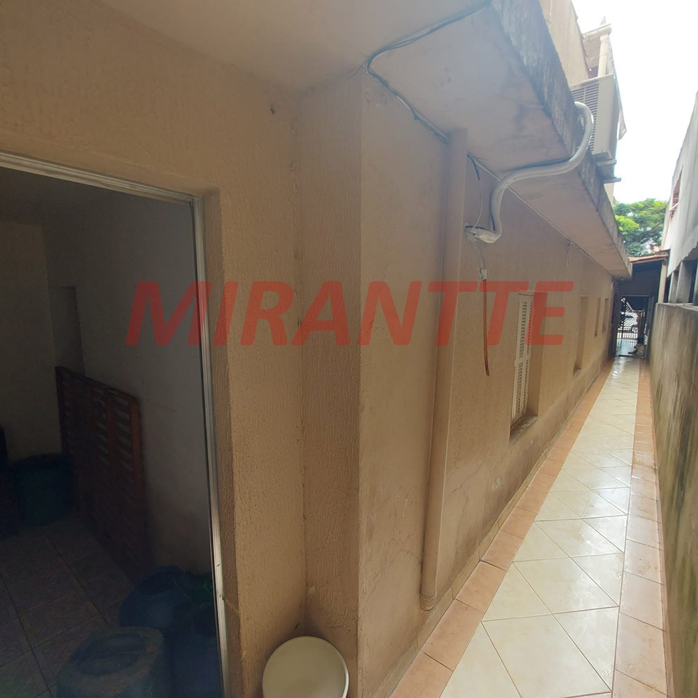 Casa terrea de 150m² com 3 quartos em Santana