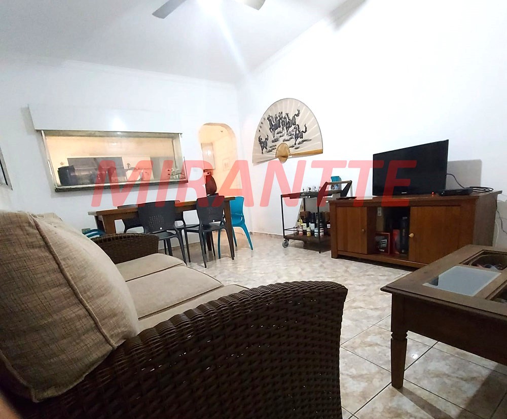 Casa terrea de 150m² com 3 quartos em Santana