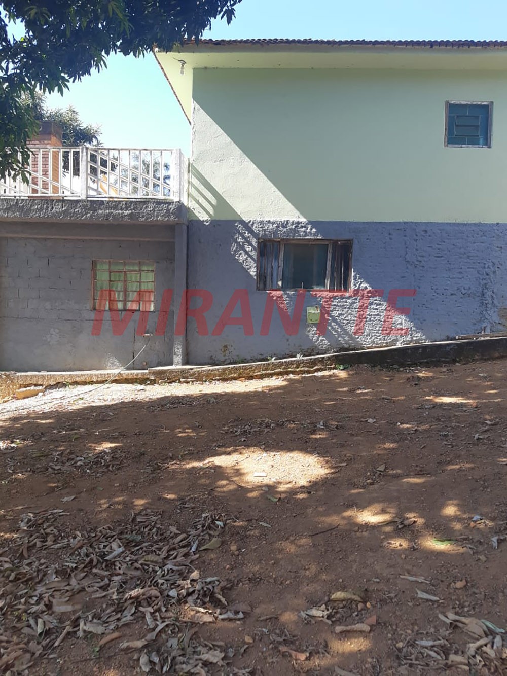 Chácara de 218m² com 3 quartos em RIO ACIMA