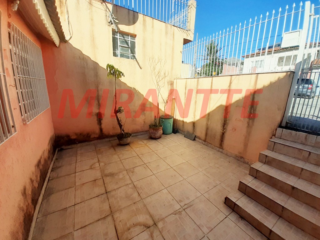 Sobrado de 114m² com 4 quartos em Vila Nova Cachoeirinha