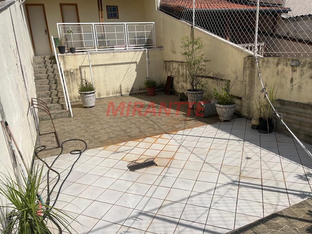 Sobrado de 197m² com 3 quartos em Chora Menino