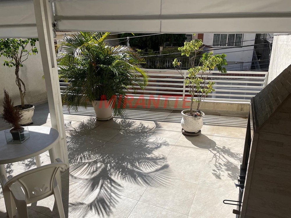 Sobrado de 197m² com 3 quartos em Chora Menino