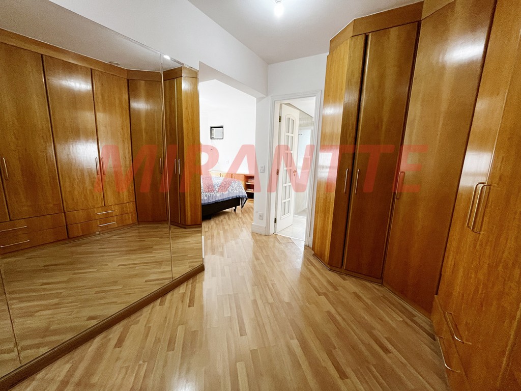 Apartamento de 209m² com 4 quartos em Santana