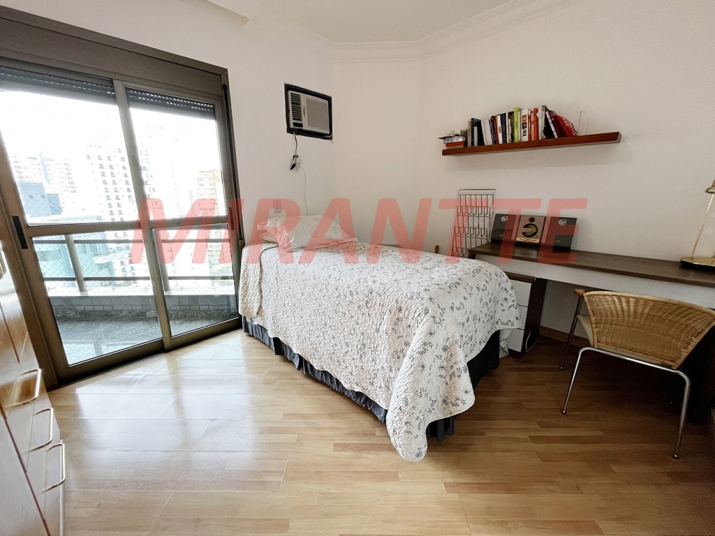 Apartamento de 209m² com 4 quartos em Santana