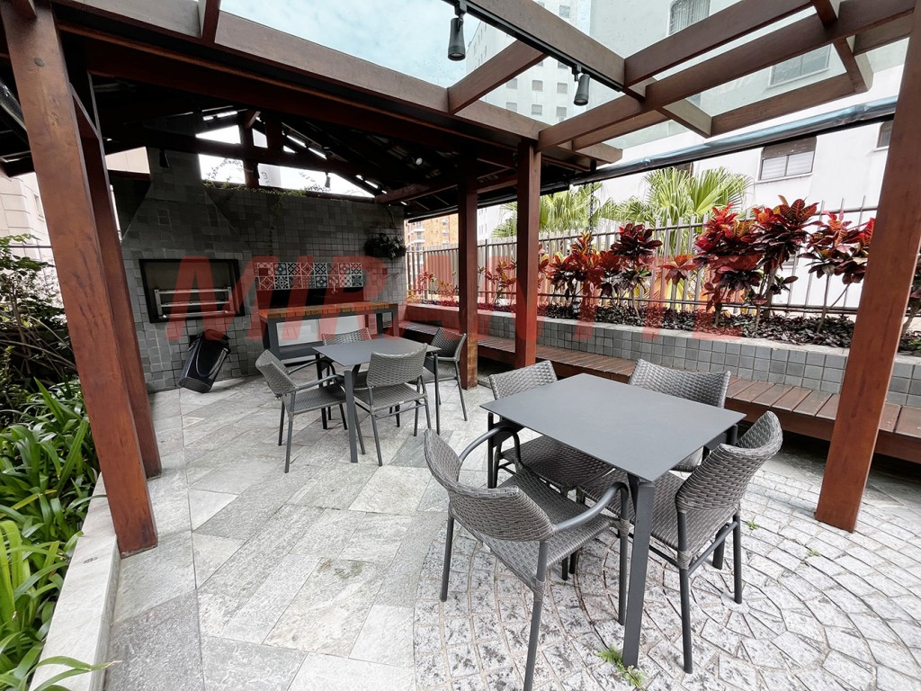 Apartamento de 209m² com 4 quartos em Santana
