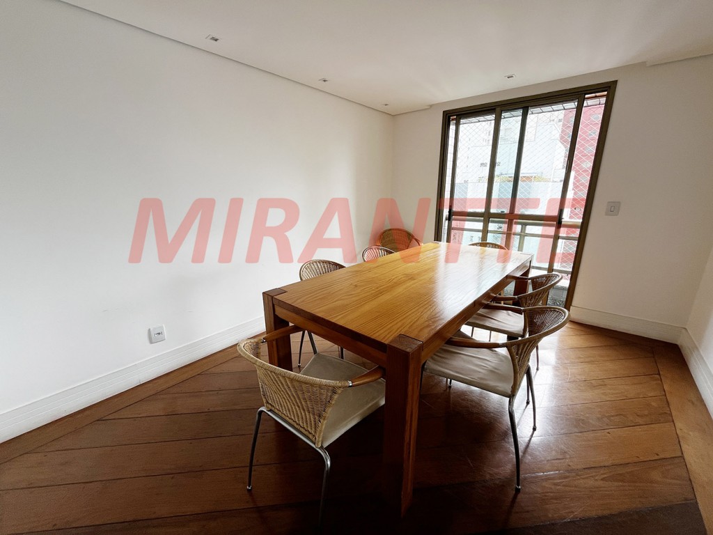 Apartamento de 209m² com 4 quartos em Santana
